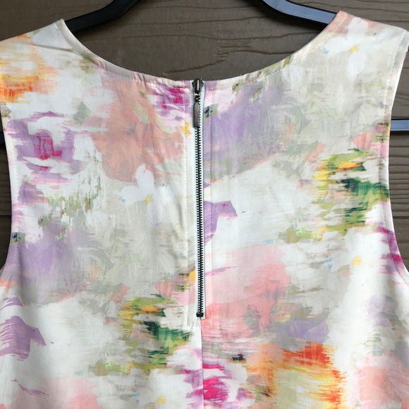 ❌SOLD❌H&M Sleeveless Flutter Blouse Top High-Low - Picture 4 of 5